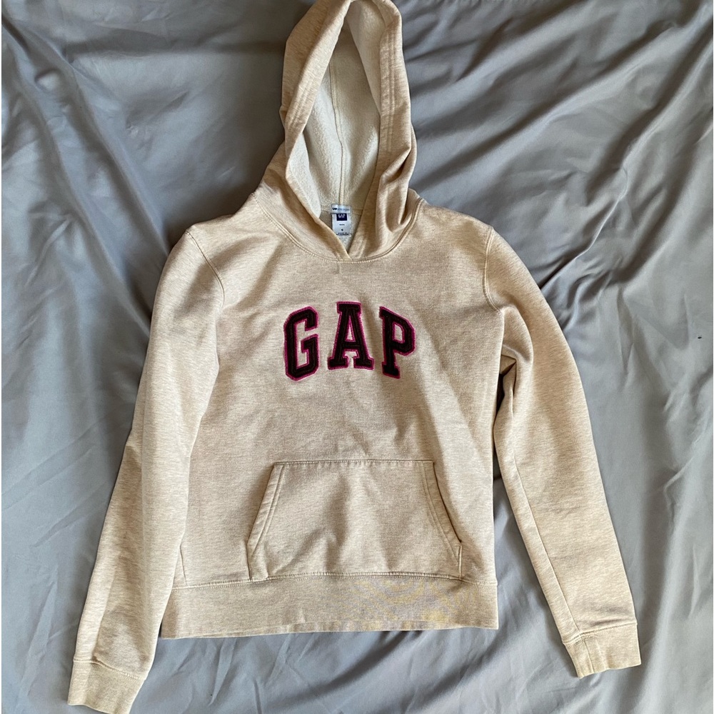 GAP women’s sweatshirt